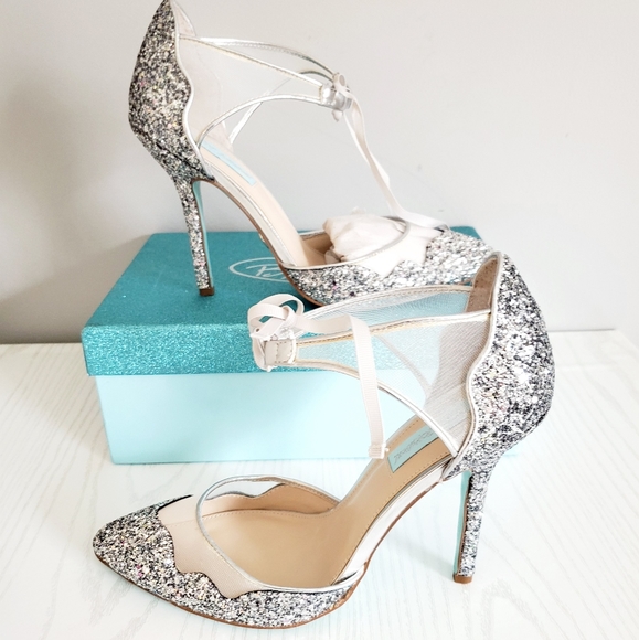 Betsey Johnson Stela shoes NIB - Picture 11 of 11